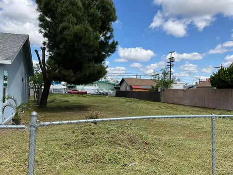 4175 E Madison Ave, Fresno, CA 93702