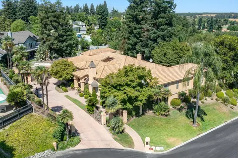 7671 N Ricewood Ave, Fresno, CA 93711