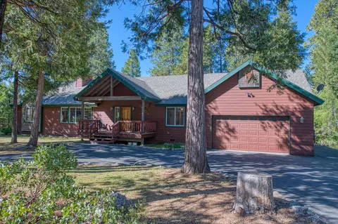 42052 Granite Ridge Rd, Shaver Lake, CA 93664