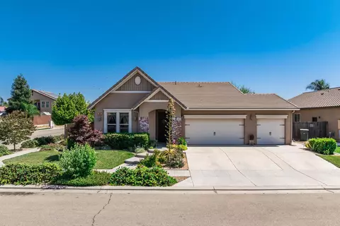 5822 E Booker Ave, Fresno, CA 93727
