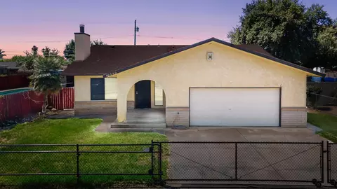 16559 5th, Huron, CA 93234