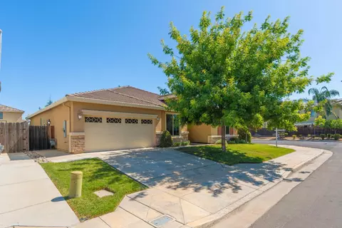 7284 E Fountain Way, Fresno, CA 93737