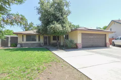 1325 Griffith Ave, Clovis, CA 93612
