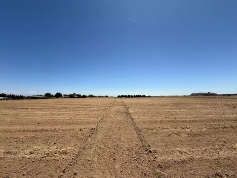 1 Steward Rd, Madera, CA 93638