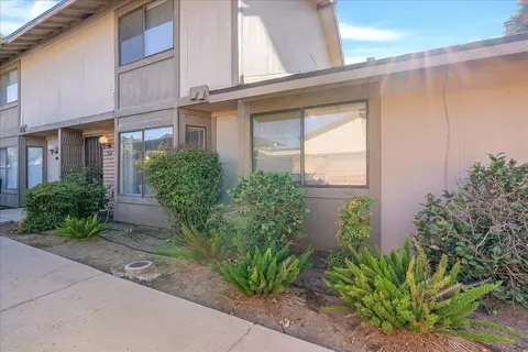 4676 E Alamos Ave #127, Fresno, CA 93726