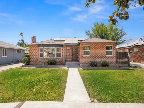 2845 N Adoline Ave, Fresno, CA 93705