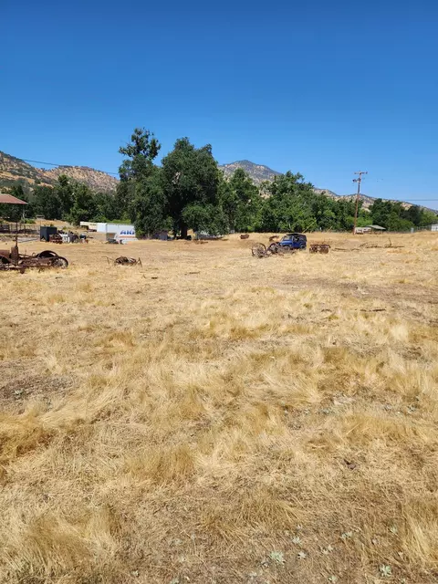 10 Live Oak Dr Tbd, Sanger, CA 93657