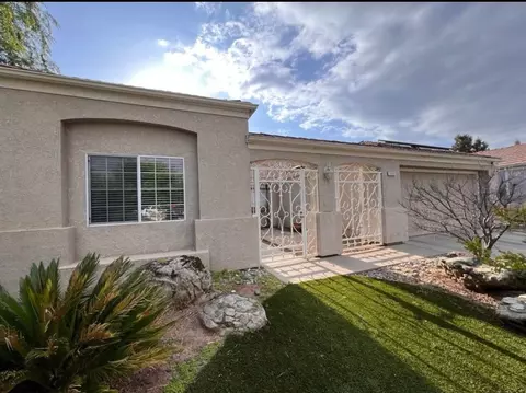 7737 N Baird Ave, Fresno, CA 93720