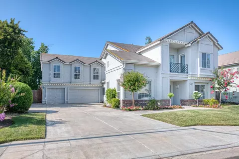 1224 Oak Ave, Clovis, CA 93611