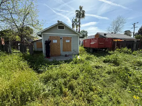 1020 N Ferger Ave, Fresno, CA 93728