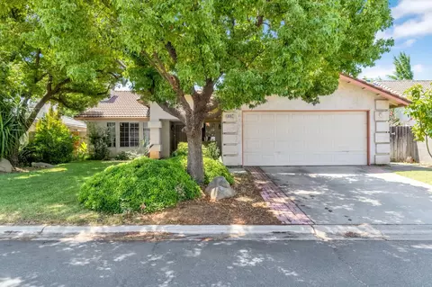 2687 Fowler Ave, Clovis, CA 93611