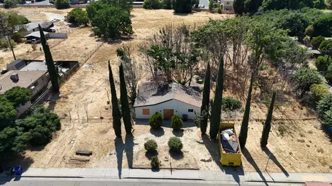 1603 Faller Ave, Sanger, CA 93657