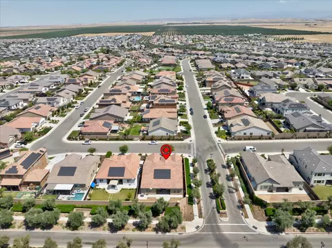 View/Area - 602 Pinnacle Dr W, Madera, CA 93636 photo 3 of 6