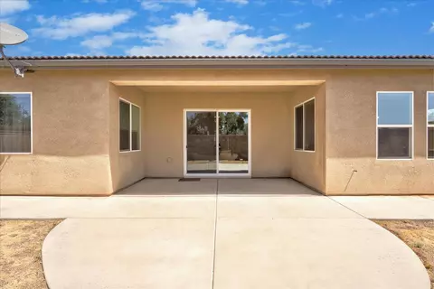 Exterior - 602 Pinnacle Dr W, Madera, CA 93636 photo 7 of 11