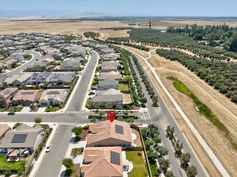 View/Area - 602 Pinnacle Dr W, Madera, CA 93636 photo 2 of 6