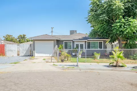 2691 S Bardell Ave, Fresno, CA 93706