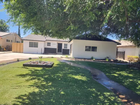 27358 Saunders Rd, Madera, CA 93637