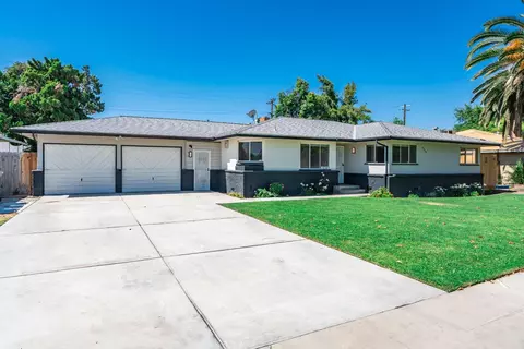 4558 E Weldon Ave, Fresno, CA 93703