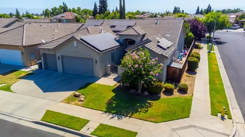 2455 Kaweah Ave, Clovis, CA 93619 photo 1