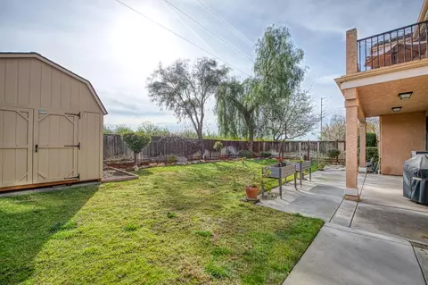 Exterior - 4626 N Arrow Ridge Way, Clovis, CA 93619 photo 11 of 17