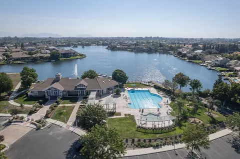View/Area - 4626 N Arrow Ridge Way, Clovis, CA 93619 photo 13 of 17