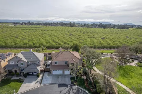 View/Area - 4626 N Arrow Ridge Way, Clovis, CA 93619 photo 9 of 17