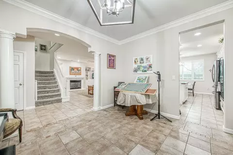 Entry Way - 4626 N Arrow Ridge Way, Clovis, CA 93619 photo 5 of 9