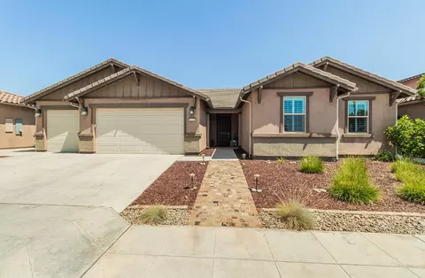 7252 E Berkeley Ave, Fresno, CA 93737