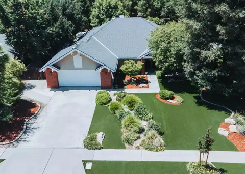 434 E Cole Ave, Fresno, CA 93720