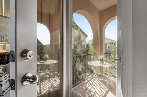 Entry Way - 3800 Heritage Ave, Clovis, CA 93619 photo 5 of 6