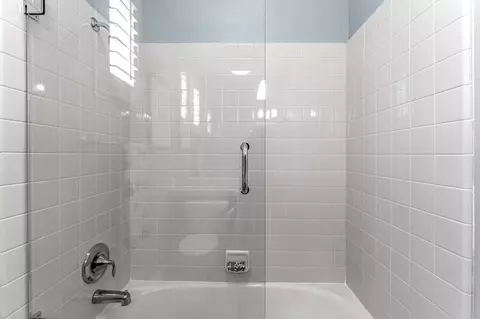 Bath - 3800 Heritage Ave, Clovis, CA 93619 photo 5 of 5
