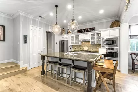 Kitchen - 3800 Heritage Ave, Clovis, CA 93619 photo 2 of 6