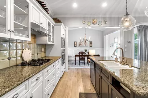 Kitchen - 3800 Heritage Ave, Clovis, CA 93619 photo 4 of 6