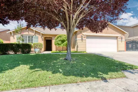 564 S Duke Ave, Fresno, CA 93727