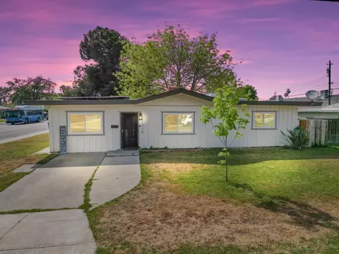 1016 N White, Hanford, CA 93230