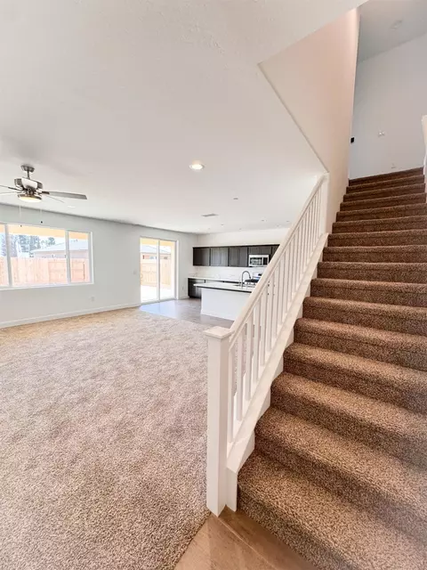 Entry Way - 454 W Windsor, Clovis, CA 93612 photo 1 of 1