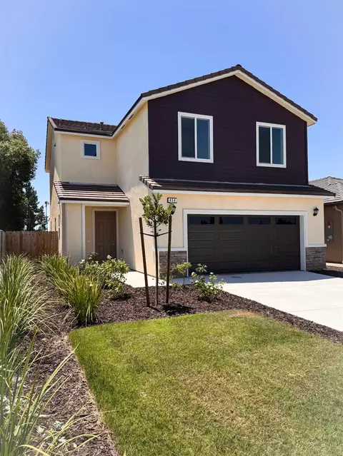 Exterior - 454 W Windsor, Clovis, CA 93612 photo 3 of 3