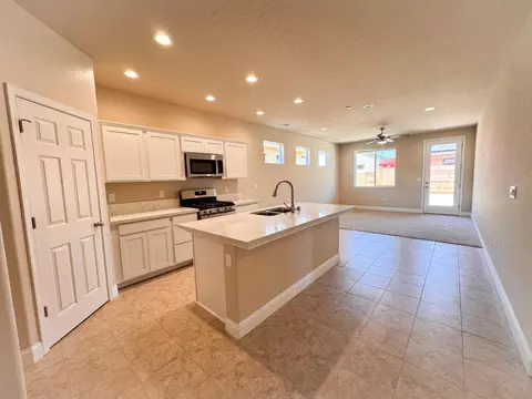 Kitchen - 467 W Gibson, Clovis, CA 93612 photo 1 of 2