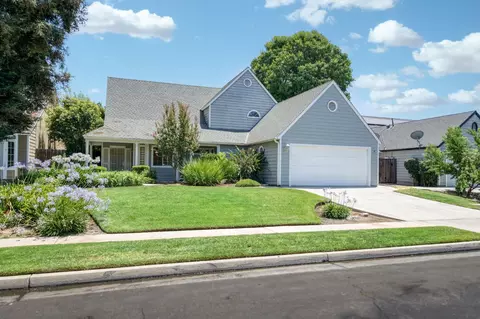 983 N Chapel Hill Ave, Clovis, CA 93611