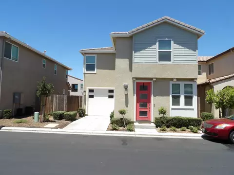 3725 Graystoke Way, Clovis, CA 93619