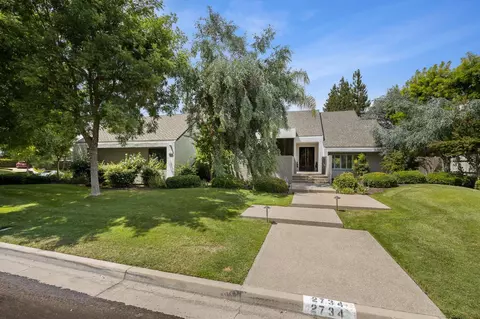 2734 W Bluff Ave, Fresno, CA 93711