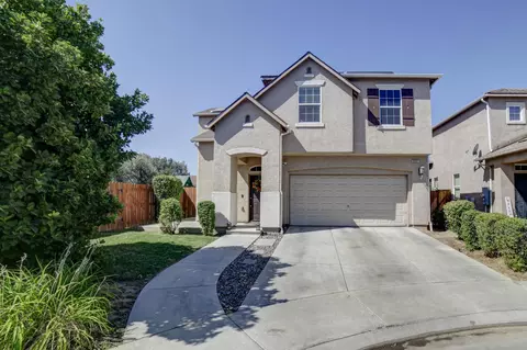 4001 W Fig Tree Ln, Fresno, CA 93722
