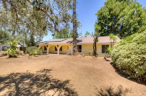 41151 Fig Grove Cir, Madera, CA 93636