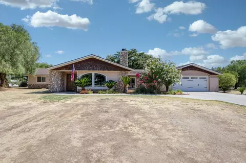 10311 E San Jose Ave, Clovis, CA 93619