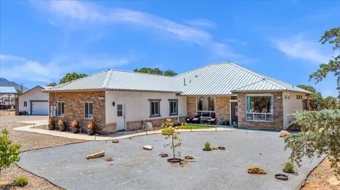 34503 Backbone Rd, Auberry, CA 93602