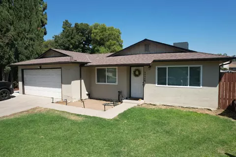 4946 E Fillmore Ave, Fresno, CA 93727
