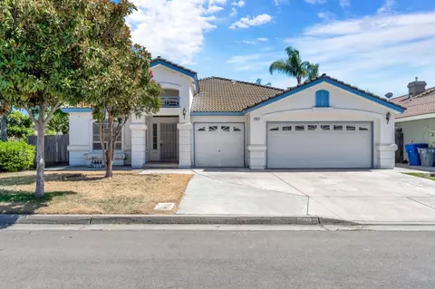 5811 W Beechwood Ave, Fresno, CA 93722