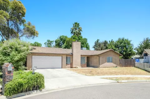 5051 E Lewis Ave, Fresno, CA 93727