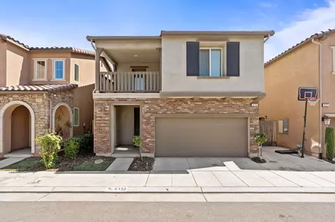 6135 E Bishop Ln, Fresno, CA 93727 photo 1