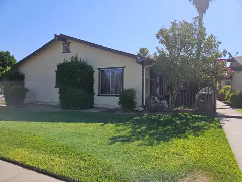 1490 N First, Fresno, CA 93703
